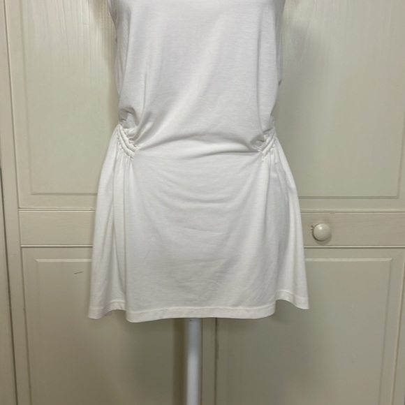 Athleta Women’s White Tunic Tank Top Cinched Size Medium Tennis Core - Picture 3 of 7
